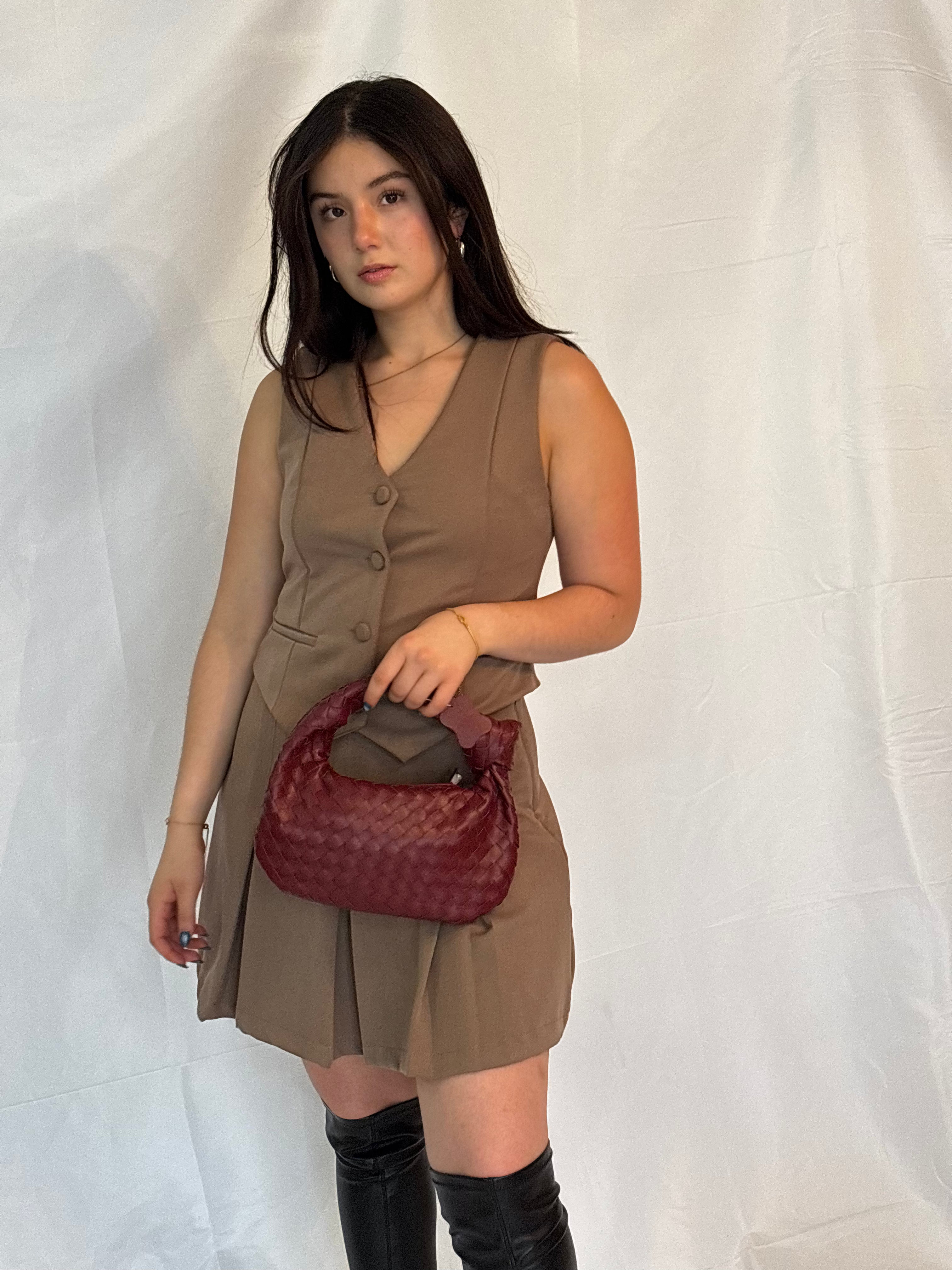 Set Chaleco y Falda Moka